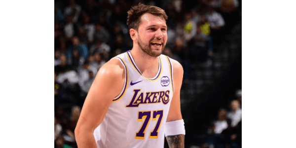 Les Lakers ont fait preuve d'un esprit de champion dans les moments décisifs Les Lakers ont fait preuve d'un esprit de champion dans les moments décisifs