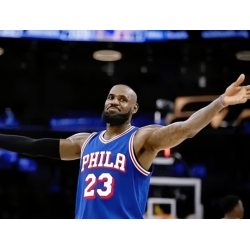La valeur ajoutée par l'arrivée de James chez les 76ers dépasse largement toutes les attentes La valeur ajoutée par l'arrivée de James chez les 76ers dépasse largement toutes les attentes