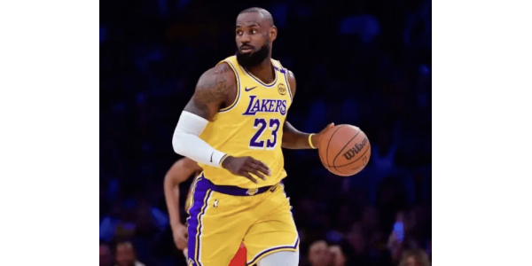 Pas de prolongation de contrat chez les Lakers : le compte à rebours du départ de LeBron est-il lancé Pas de prolongation de contrat chez les Lakers : le compte à rebours du départ de LeBron est-il lancé
