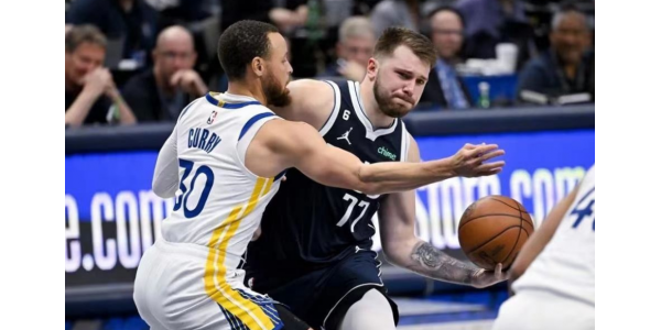 Les Warriors battent Lone Ranger 127-125 à l'extérieur Les Warriors battent Lone Ranger 127-125 à l'extérieur