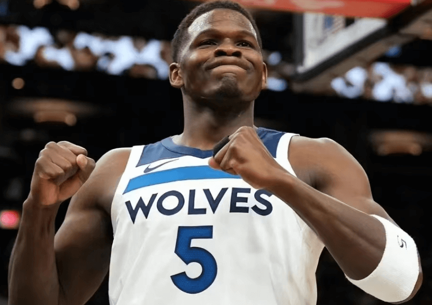 Edwards, 22 ans, mène les Timberwolves à vaincre les Nuggets 106-99