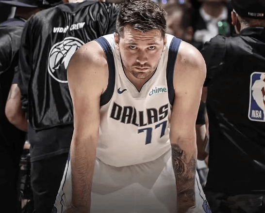Les Mavericks reviennent en finale après 13 ans