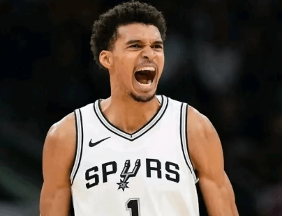 Victor Wembanyam offre aux Spurs le meilleur début de saison de leur histoire