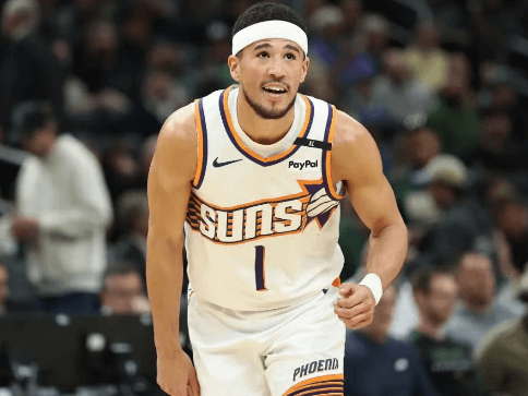 Le renouvellement de contrat de Booker pour 2 ans à 145 millions de dollars établit un nouveau record NBA