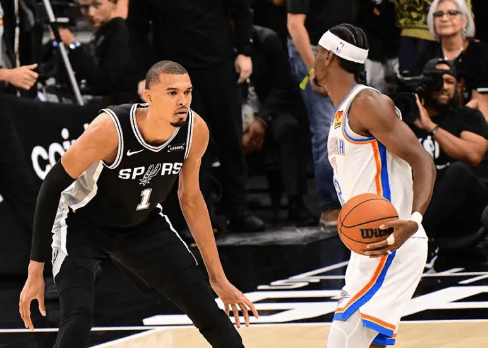 Un retournement de situation spectaculaire ! Le match 7 des Spurs est arrivé !