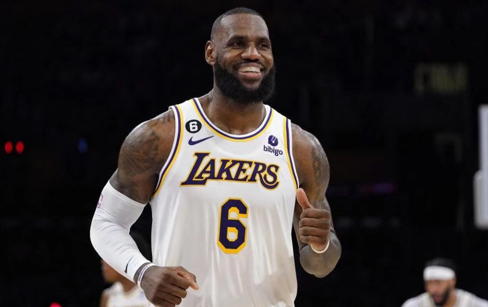 LeBron James en tête des ventes de maillots